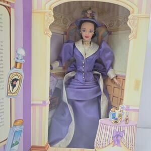 New in Box Avon Exclusive Series Mrs. P.F.E. Albee Barbie Rare